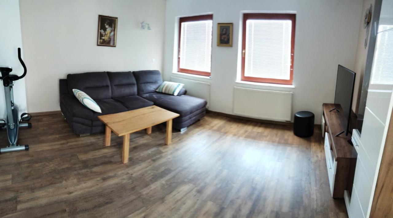 Apartma Julia Spodnje Gorje エクステリア 写真